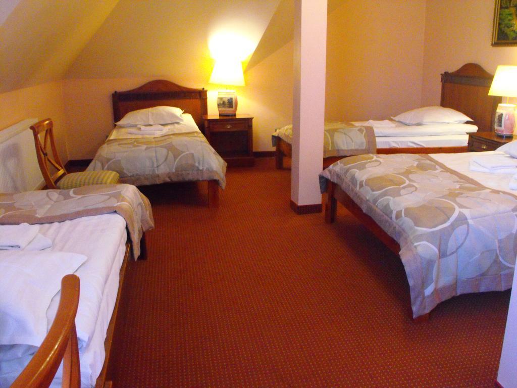 Hotel Czardasz Koziegłowy Zimmer foto